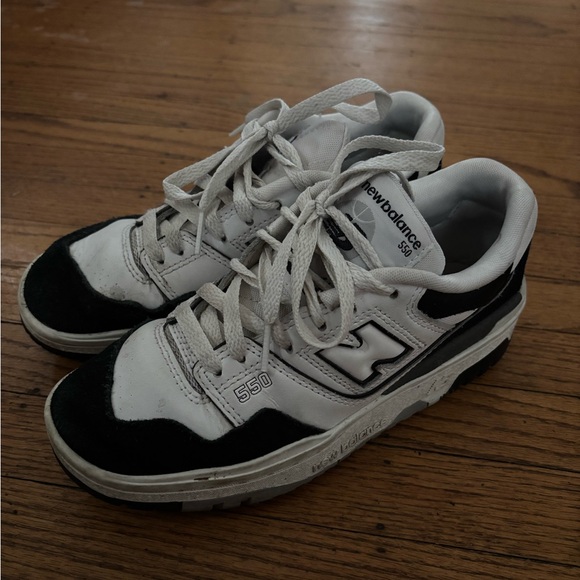 New Balance 550s - Picture 3 of 3